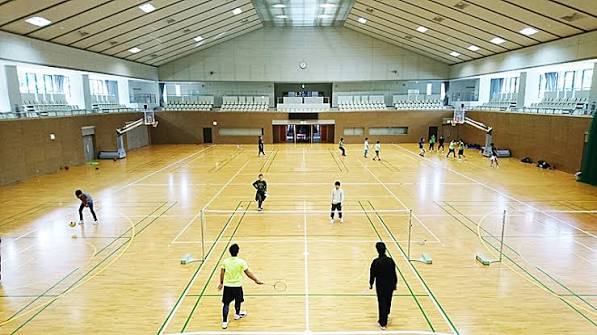 バドミントン 練習風景イメージ