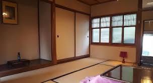 リラックスできる古民家コテージのリビング