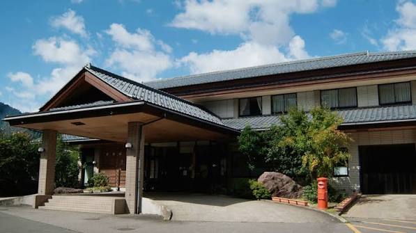 渓流温泉 冠荘 外観