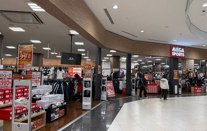 メガスポーツ 春日部店